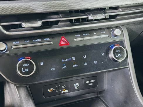 Used 2025 Hyundai Sonata SEL FWD image 24