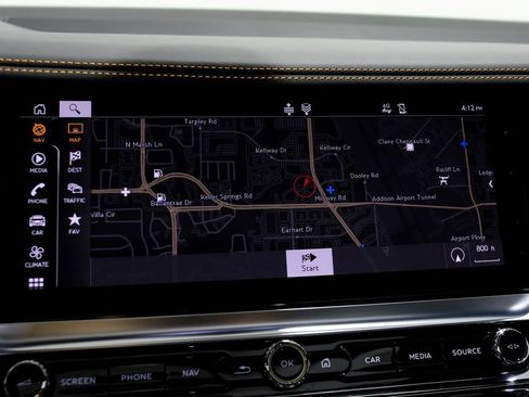 Used 2024 Bentley Flying Spur V8 image 19