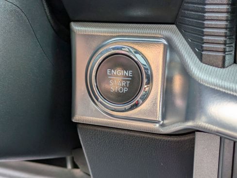 Used 2024 Ford F150 Lariat w/ Equipment Group 502A High image 22