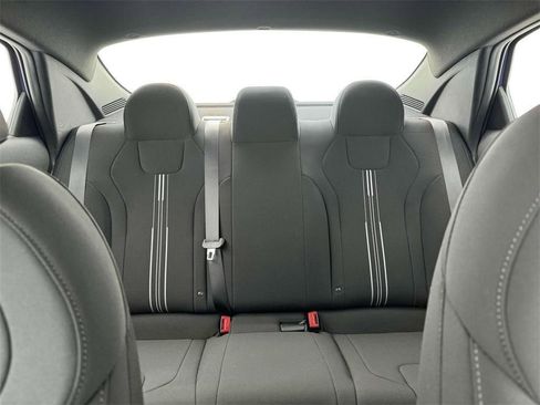 Certified 2025 Hyundai Elantra Sport image 16