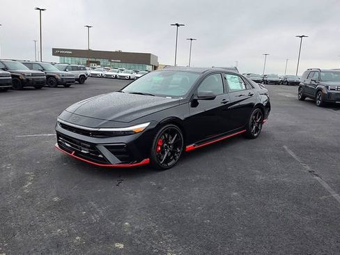 New 2026 Hyundai Elantra N FWD image 3