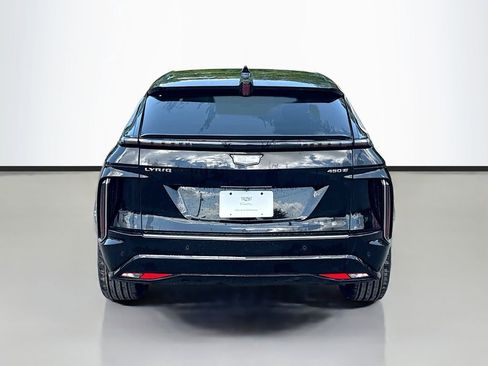 New 2025 Cadillac Lyriq Luxury image 6