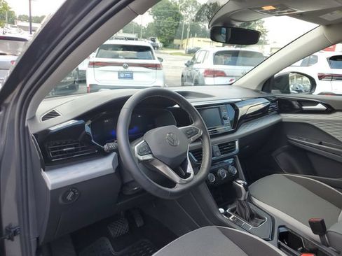 Certified 2024 Volkswagen Taos S FWD image 18