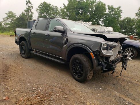 Used 2025 Ford Ranger Lariat w/ FX4 Off-Road Package AWD/4WD image 1
