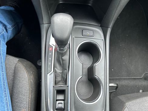 Used 2022 Chevrolet Equinox LT image 22