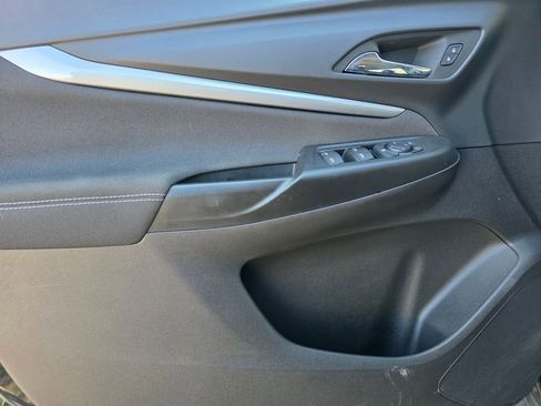 Used 2023 Chevrolet Bolt EUV LT w/ Driver Confidence Package image 13