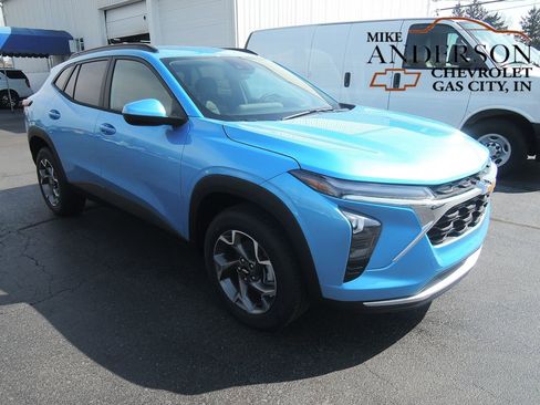 New 2026 Chevrolet Trax LT image 1