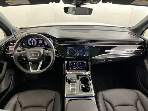 Used 2025 Audi Q7 3.0T Premium Plus AWD/4WD image 23