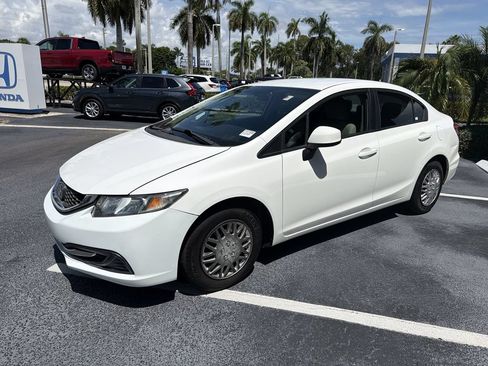Used 2013 Honda Civic LX image 4