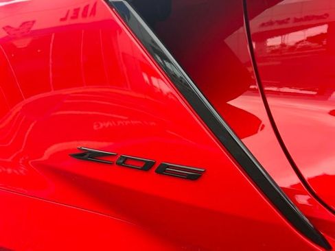 Used 2025 Chevrolet Corvette Z06 RWD image 6
