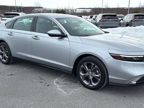 Used 2023 Honda Accord EX image 2