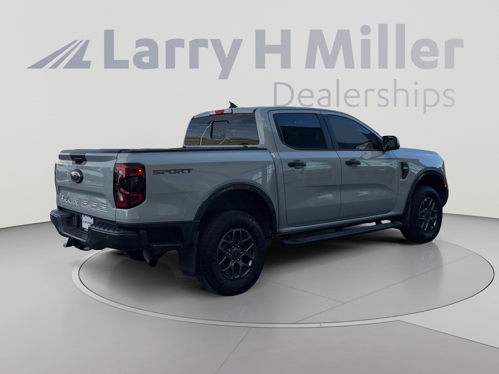 Used 2024 Ford Ranger XLT w/ Trailer Tow Package RWD image 5