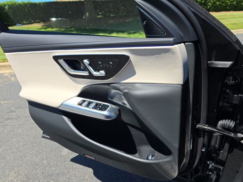 New 2026 Mercedes-Benz E 350 4MATIC Sedan image 26