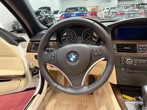 Used 2010 BMW 328i Convertible RWD image 35