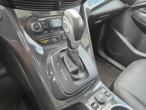Used 2015 Ford Escape Titanium AWD/4WD image 29