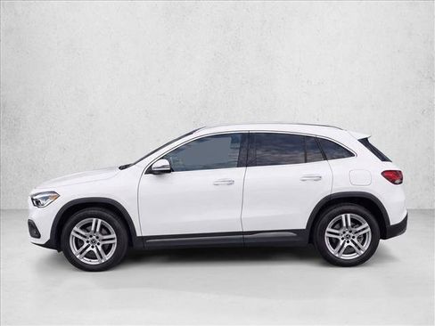 Used 2023 Mercedes-Benz GLA 250 4MATIC image 4