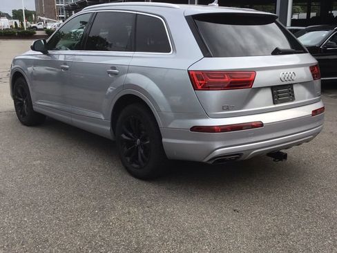 Used 2017 Audi Q7 3.0T Premium Plus w/ Premium Plus Package AWD/4WD image 3