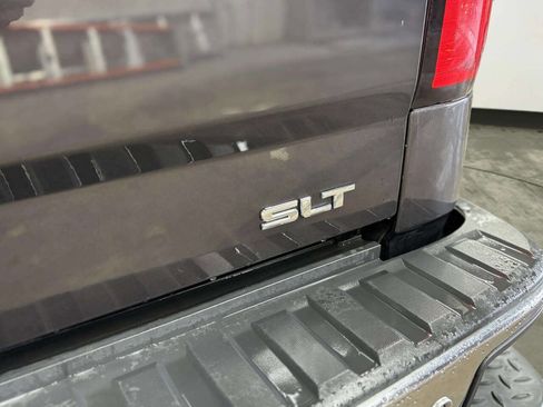 Used 2014 GMC Sierra 1500 SLT w/ SLT Crew Cab Value Package AWD/4WD image 16