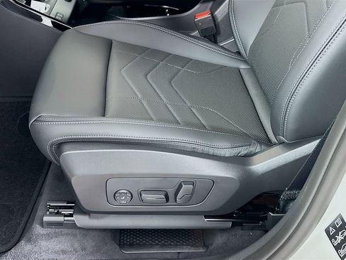 New 2026 BMW X1 xDrive28i w/ Technology Package image 21