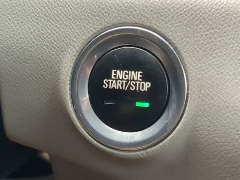 Used 2020 GMC Terrain SLT w/ Preferred Package image 32