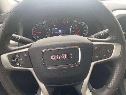 Used 2023 GMC Acadia SLE w/ Driver Convenience Package AWD/4WD image 16