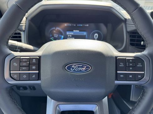 Used 2025 Ford F150 Lightning Flash AWD/4WD image 24