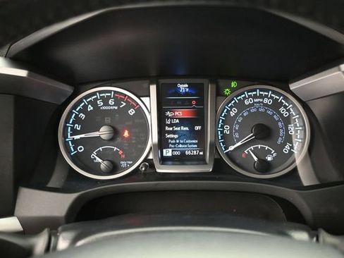 Used 2023 Toyota Tacoma SR5 w/ Technology Package RWD image 19
