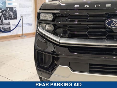 New 2025 Ford Expedition Max Platinum w/ Platinum Ultimate Package image 10