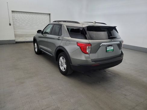 Used 2020 Ford Explorer XLT AWD/4WD image 5