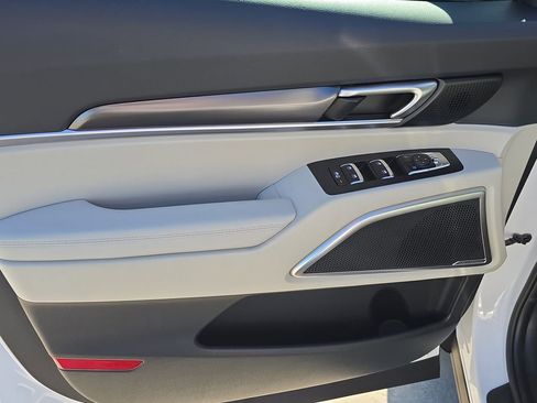New 2025 Kia Telluride S image 18