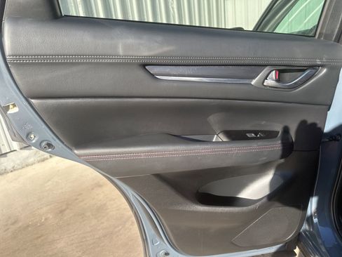 Used 2023 MAZDA CX-5 Carbon Edition image 16