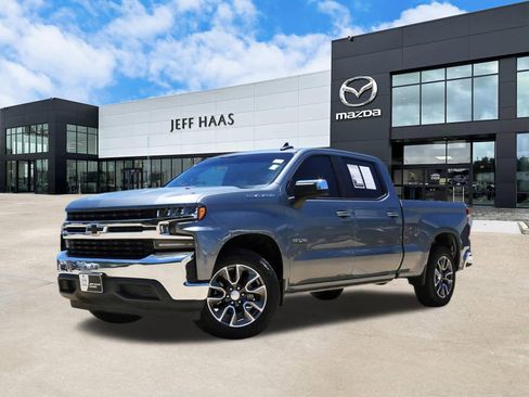 Used 2020 Chevrolet Silverado 1500 LT w/ Texas Edition RWD image 1