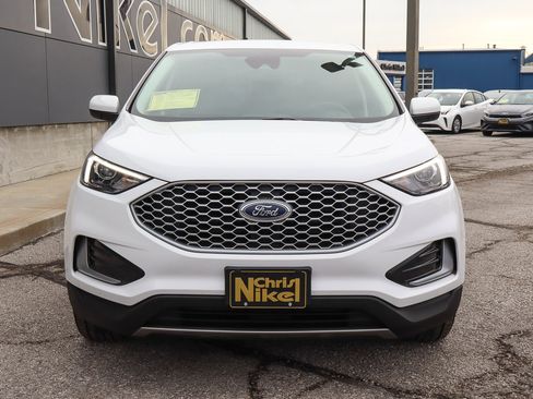 Used 2024 Ford Edge SEL image 2