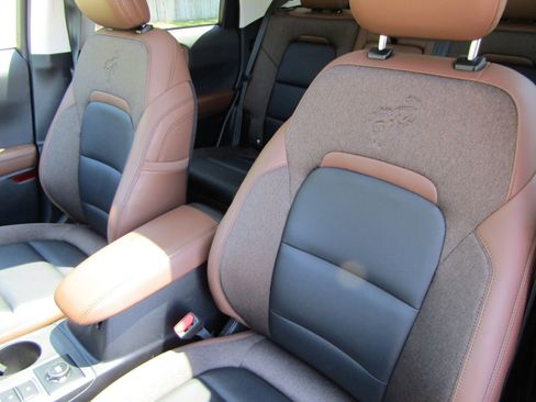 Used 2025 Ford Bronco Sport Outer Banks w/ Outer Banks Tech Package+ AWD/4WD image 30