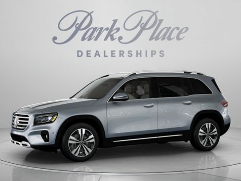 Certified 2026 Mercedes-Benz GLB 250 image 3