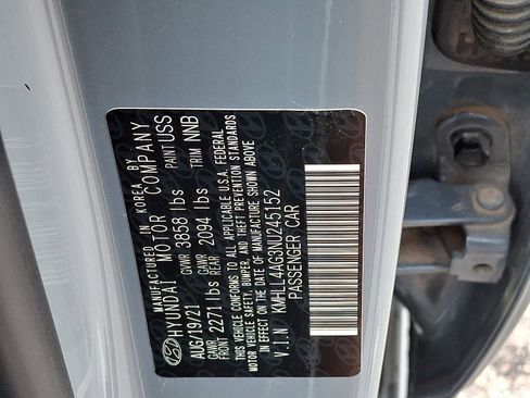 Used 2022 Hyundai Elantra SE FWD image 26