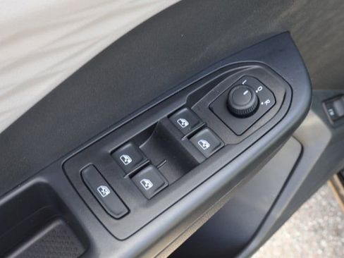 Certified 2023 Volkswagen Taos S image 11