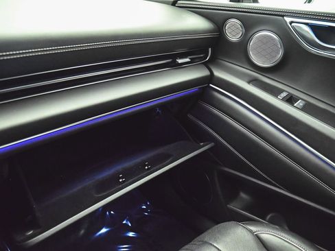 Used 2023 Genesis GV80 2.5T w/ Prestige Package image 22