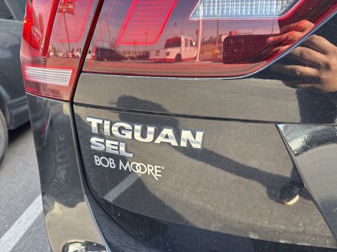 Used 2019 Volkswagen Tiguan SE image 8