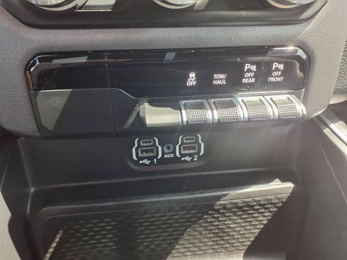 Used 2022 RAM 1500 Laramie w/ Sport Appearance Package RWD image 10