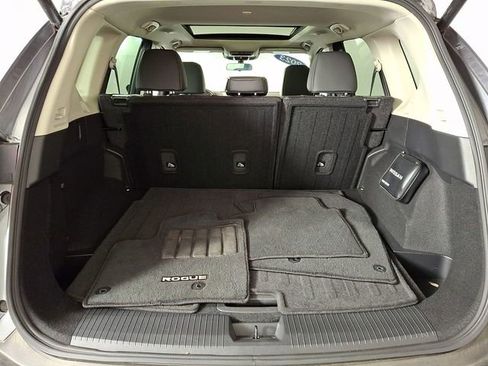 Used 2023 Nissan Rogue SV w/ SV Premium B Package AWD/4WD image 29