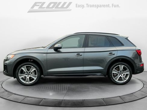 Used 2025 Audi Q5 2.0T Premium w/ Convenience Plus Package image 5