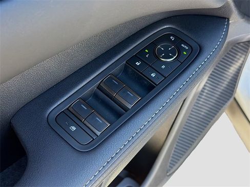 Used 2024 Lexus RX 350 Premium image 25