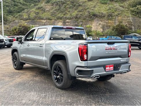 New 2026 GMC Sierra 1500 Elevation image 3