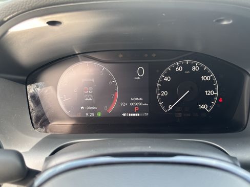Certified 2027 Honda HR-V Sport image 27