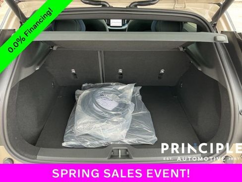 New 2026 Volvo EX30 Cross Country Ultra image 13