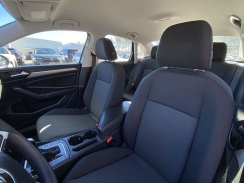 Used 2019 Volkswagen Jetta S FWD image 17