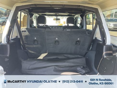 Used 2022 Jeep Wrangler Unlimited Sport AWD/4WD image 20