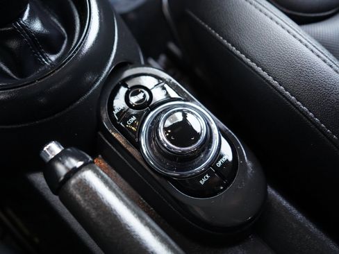 Used 2023 MINI Cooper S image 54