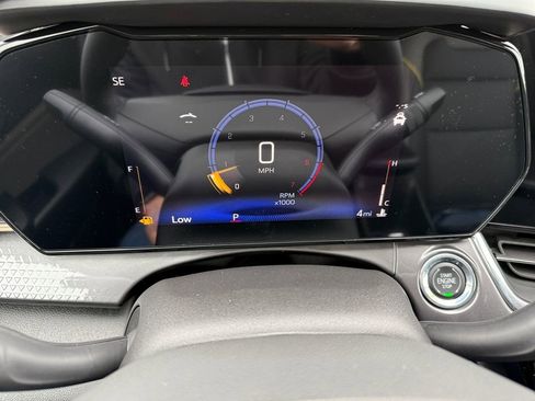 New 2026 Chevrolet Trax ACTIV w/ Sunroof Package image 18